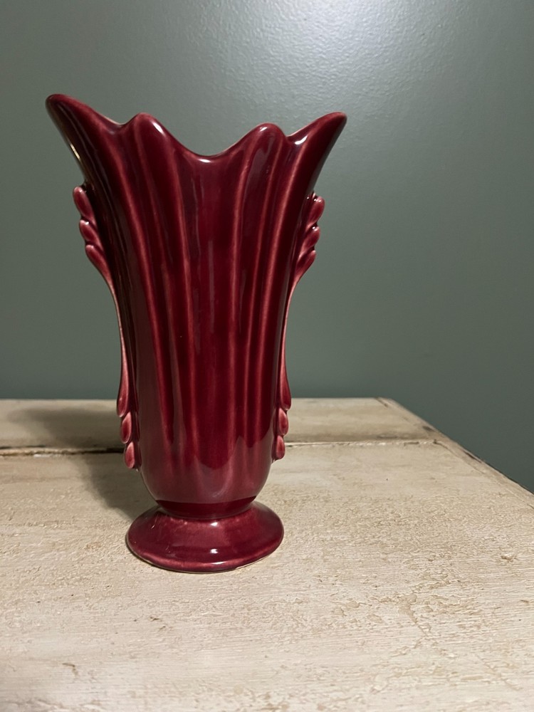 Vintage Ceramic Vase with scalloped fan design by USA Pottery