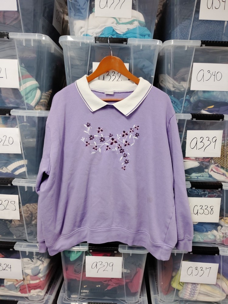 Vtg Lavender Embroidered Floral Artisan Sweatshirt 2xl (27x24), Fair Spots A354