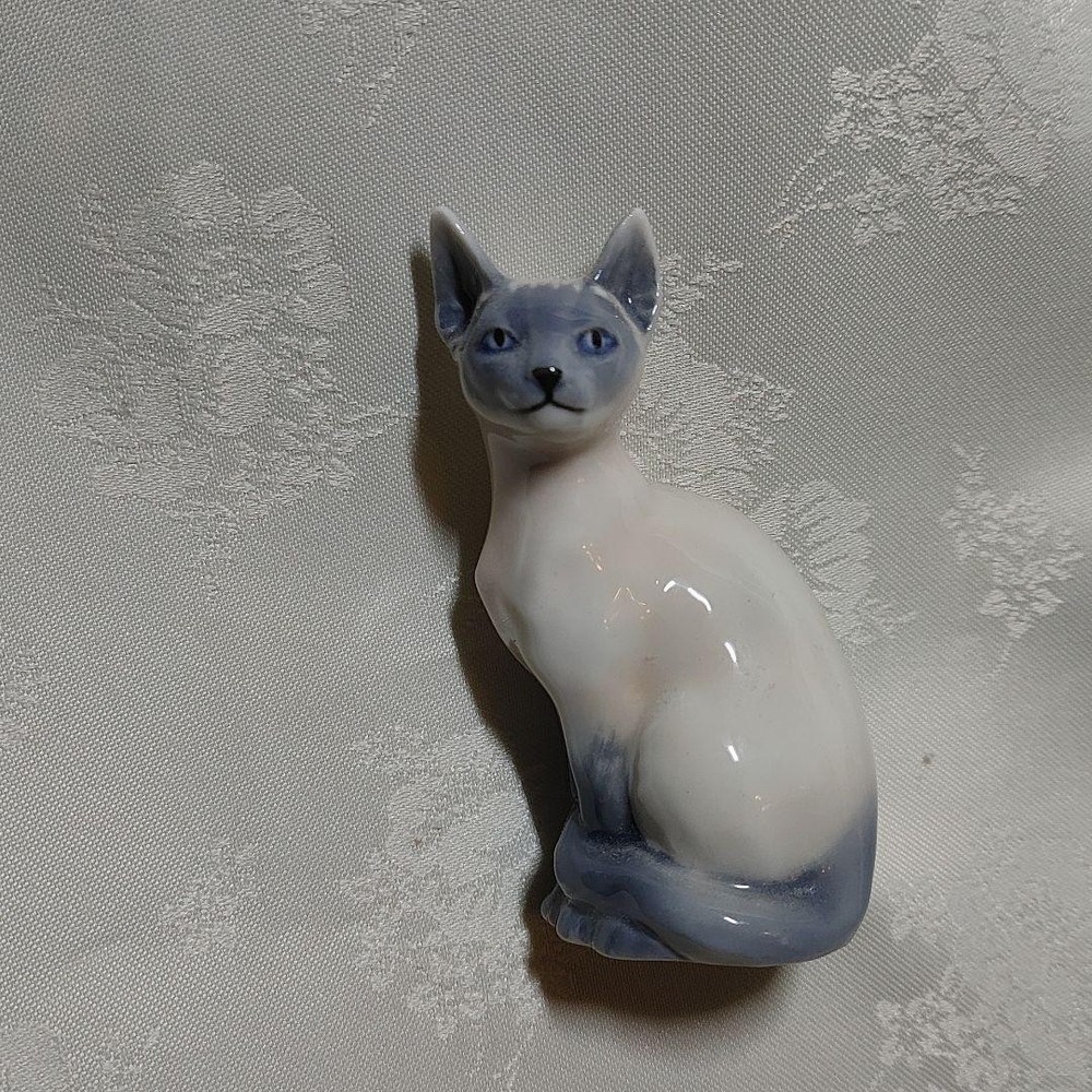 Royal Copenhagen Cat Figurine 8cm Rare Series Used