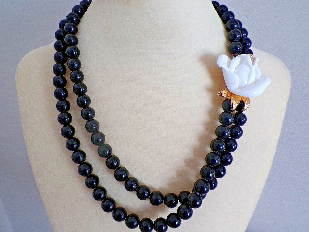 Vintage KJL For Avon Black Bead Resin White Flower Rhinestone 20