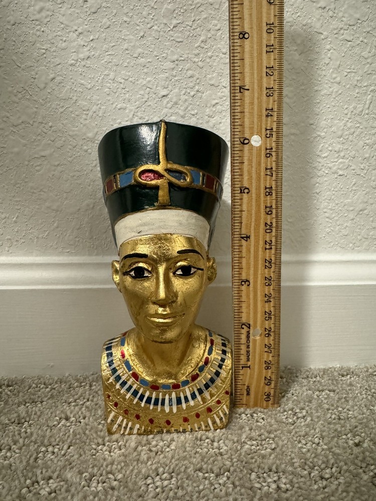 Vintage Golden Ancient Egyptian Queen Nefertiti Resin Bust Statue