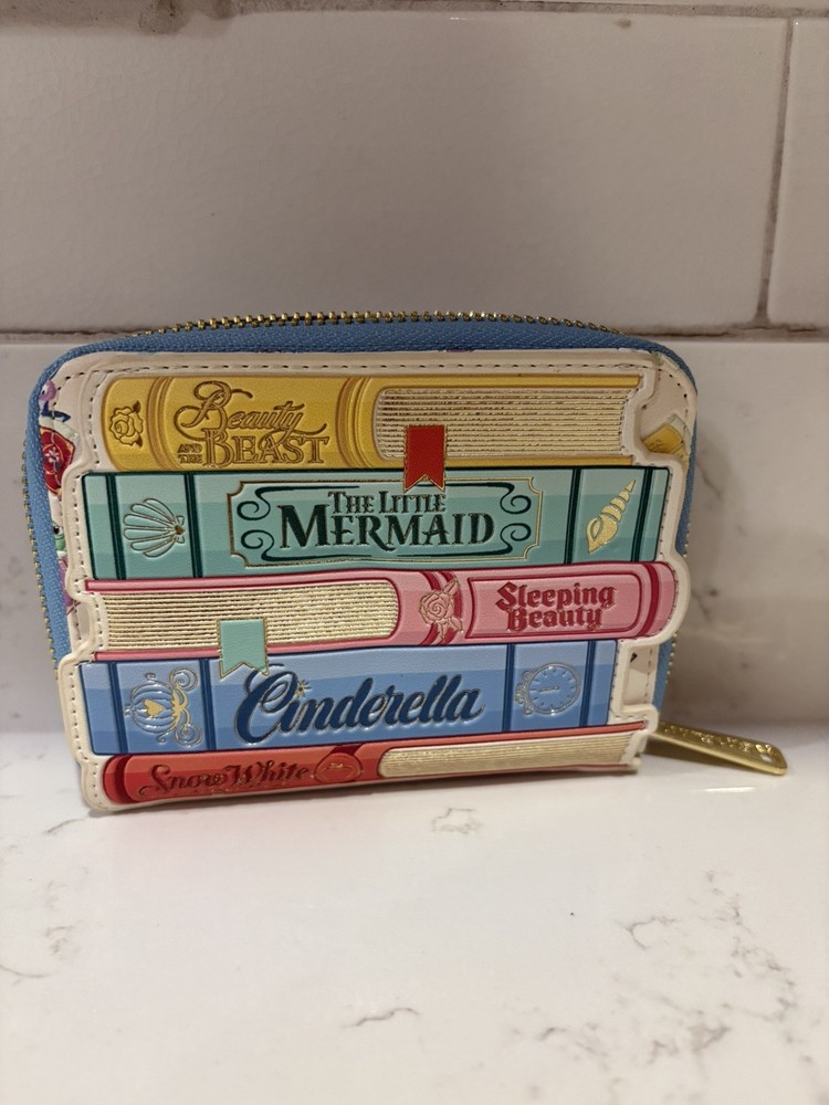 Loungefly Disney Princess Books Wallet NWT Snow Ariel Belle Cinderella