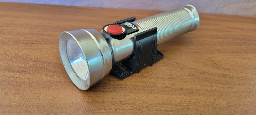 Vintage Eveready Energizer Flashlight - 2 D cell With Wall Mount Holder