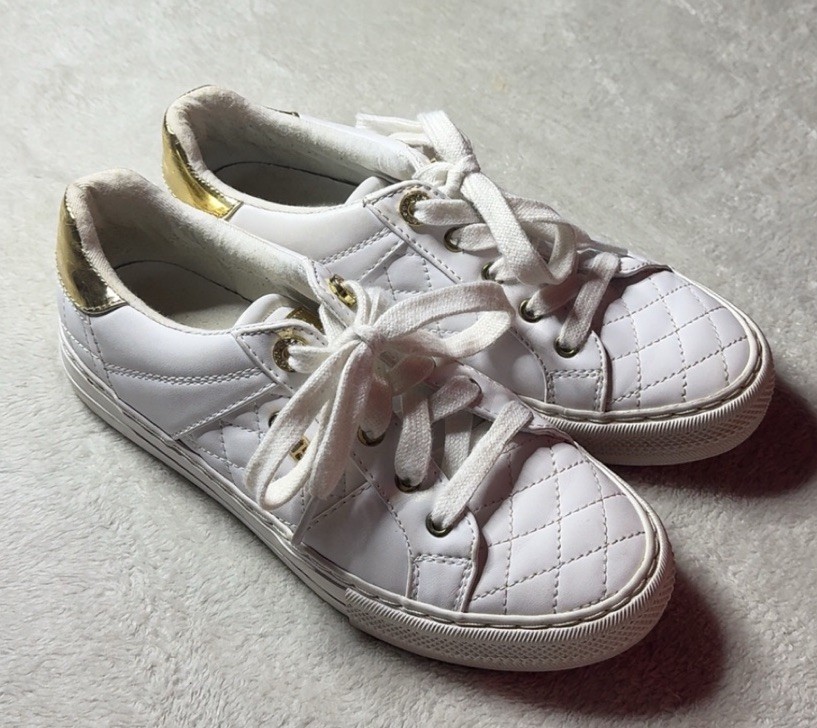 Guess White And Gold Women’s Shoes Size 6
