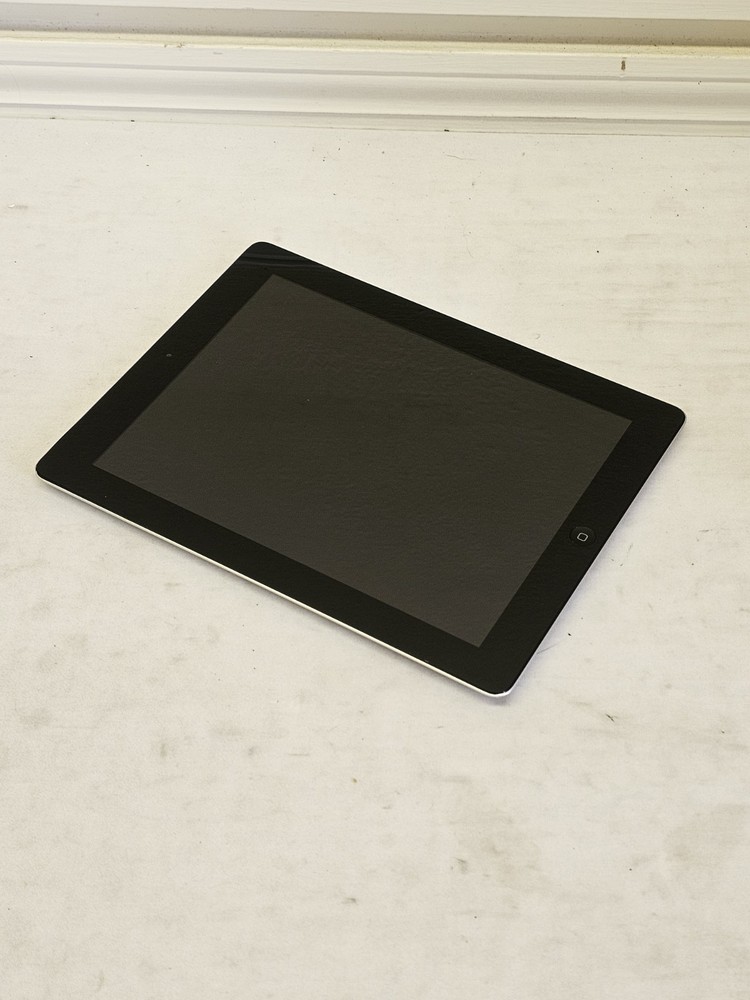 Apple iPad A1458 Storage: 16GB Engraved on back - Tested and Works!