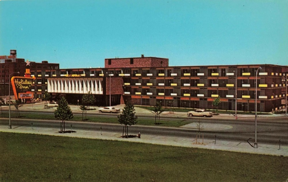 Holiday Inn Capitol Hill - Nashville Tennessee TN - Postcard