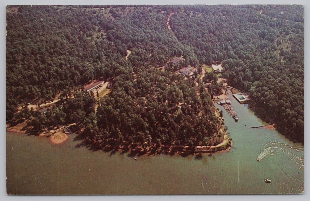 Overhead View~Lynhurst Resort~Route #6~KY~Beautiful Vacationland & Forest~Vtg PC