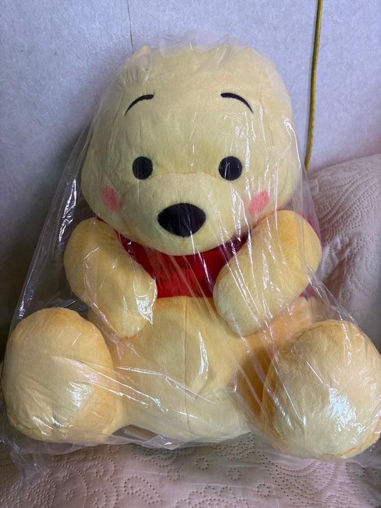 Winnie the Pooh BIG plush toy #de64b3