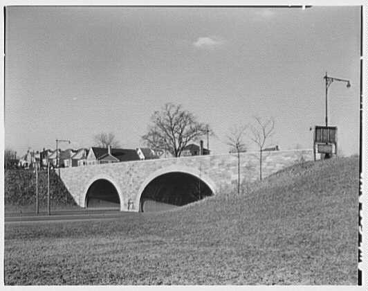 Photo:Kew Gardens Queens New York 1955 69th Rd Bridge Parkway Junctions