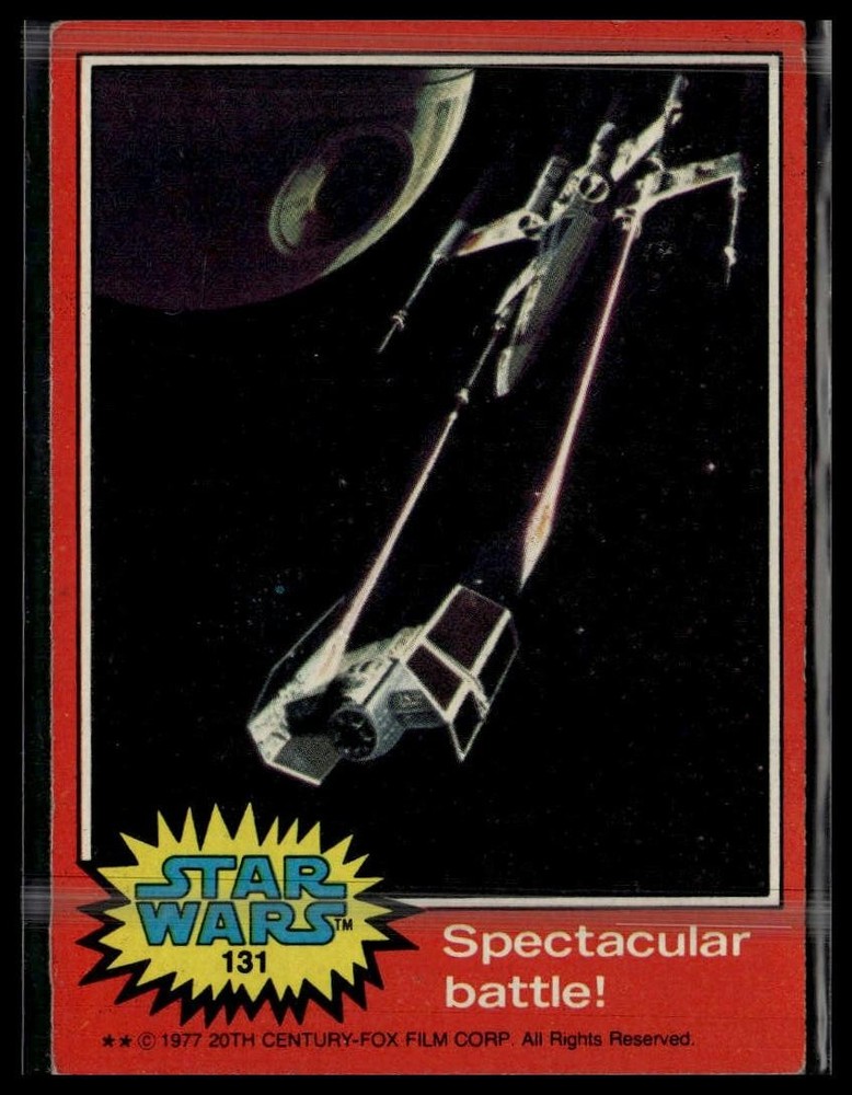 1977 Topps Star Wars #131 Spectacular battle!