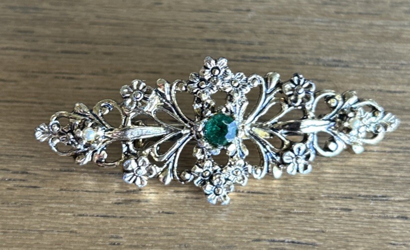 Gerry's gold plated floral bar brooch dark green rhinestone