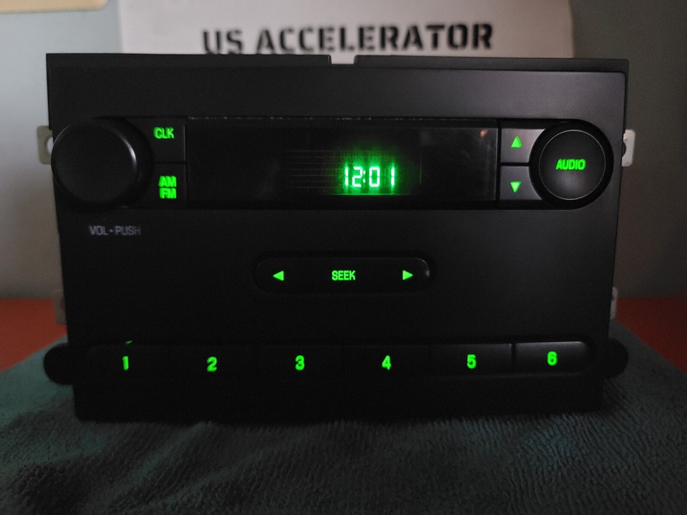 GENUINE FORD F150 F-150 Radio 2007 - 2008 Stereo AM/FM WORK BASE DC2T-18K810-AA