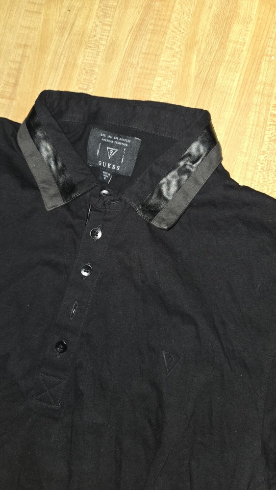 Mens Black Guess Polo Size Medium