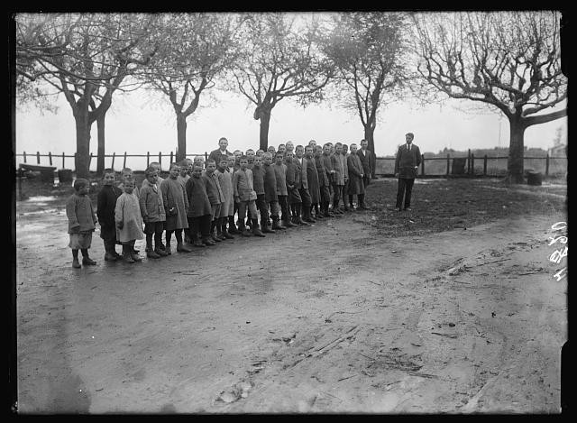Photo:Italy American Red Cross Children Group 1917-1920