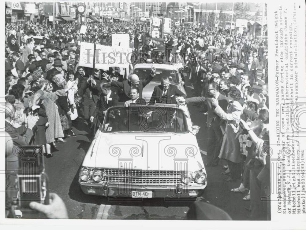 1961 Press Photo Dwight Eisenhower waves from a car in Newark, New Jersey parade