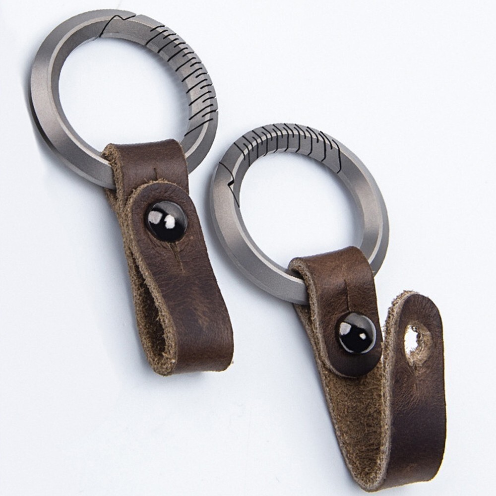 Multifunctional Titanium Alloy Keychain Holder Car Key Chains Clip Leather Strap