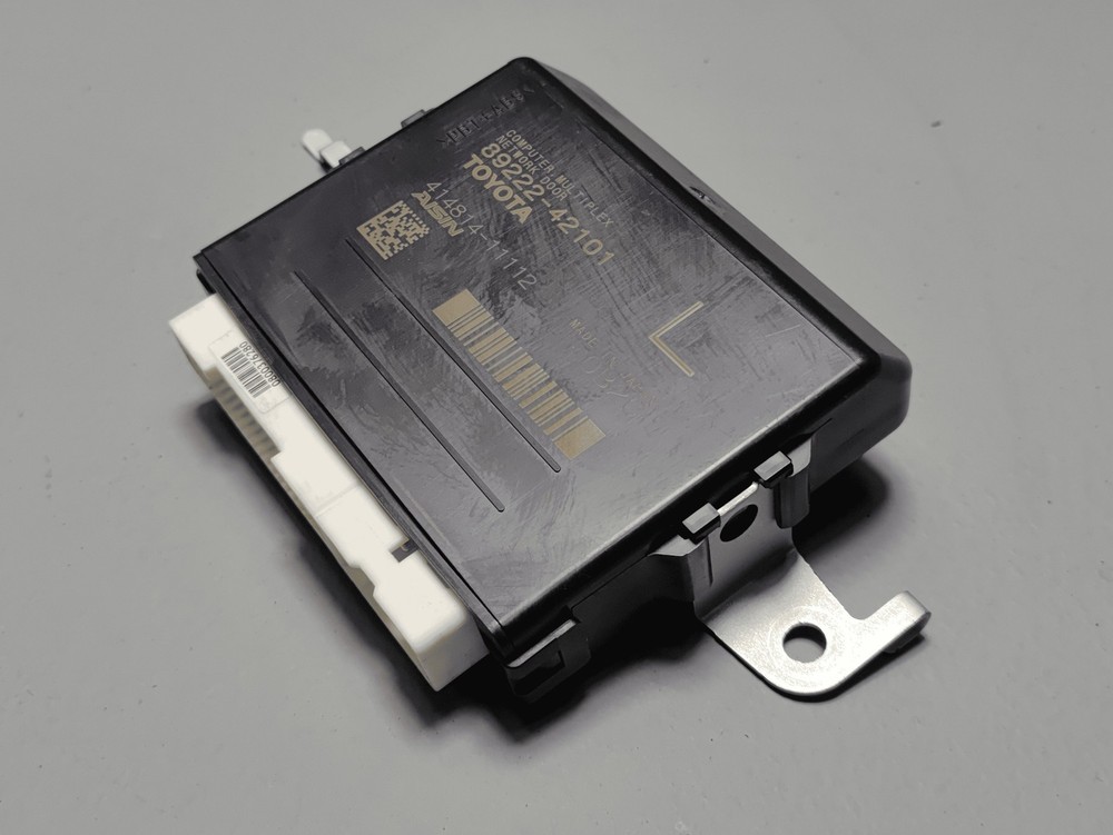 POWER LIFTGATE MULTIPLEX NETWORK COMPUTER CONTROL MODULE 2019-24 TOYOTA RAV4 OEM