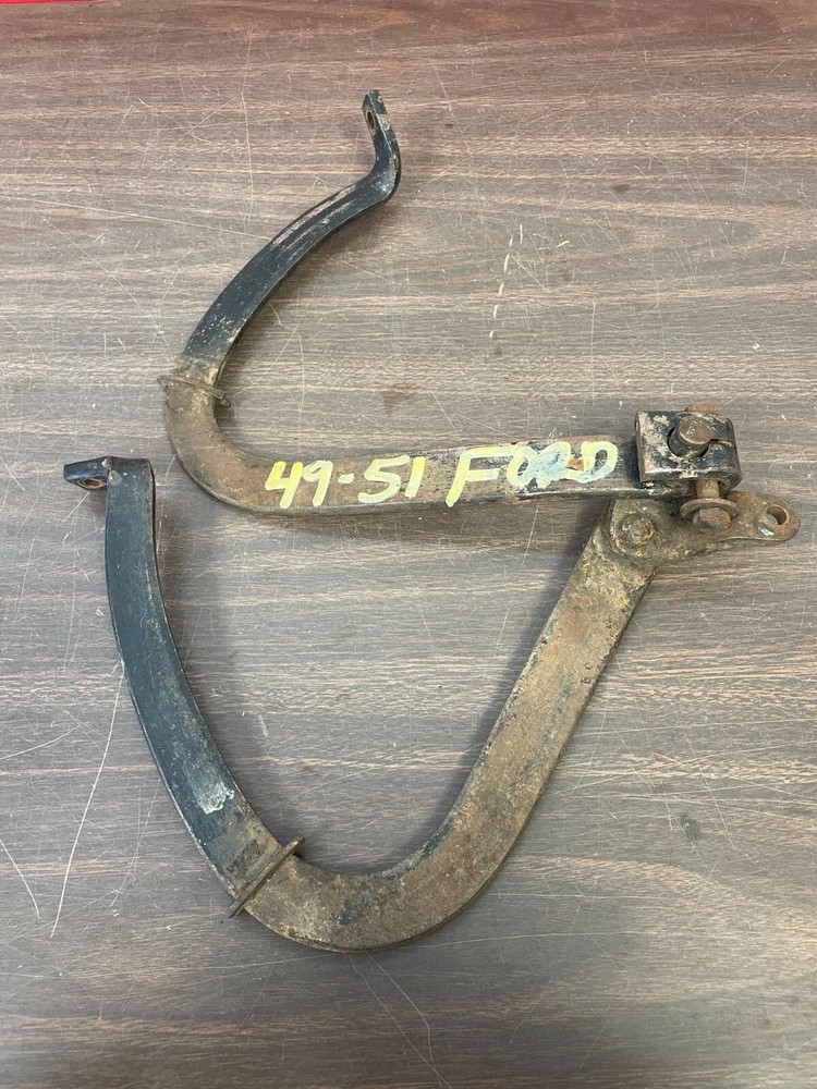 1949 1950 1951 FORD CAR SHOEBOX CLUTCH & BRAKE PEDAL ARMS 225
