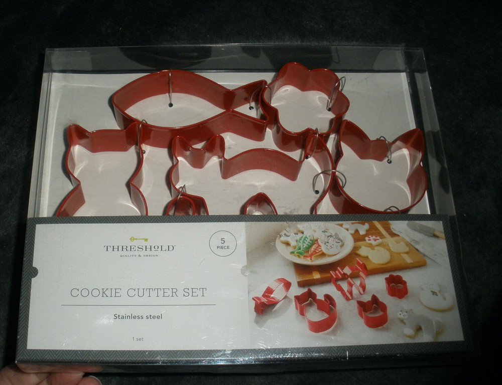 NEW Cat Cookie Cutter 5pc Set Stainless Steel Fish Christian Kitten Paw Red