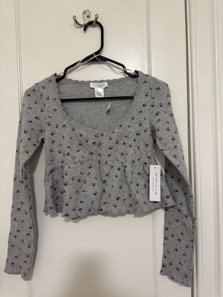 Kirious Long Sleeve Floral Babydoll Crop Top Button Front Waffle Knit Grey Sz S