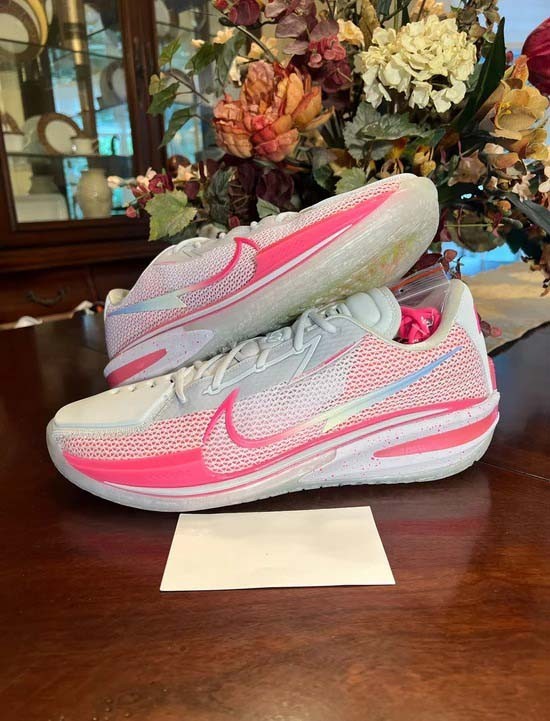 🎄 'Think Pink' Nike Air Zoom GT Cut Men’s Sneaker shoes 🎊