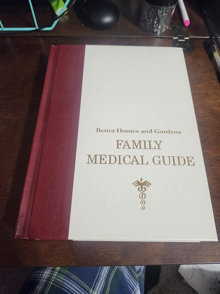 Better Homes and Gardens Family Medical Guide Boxed Edition 1966 Hardcover