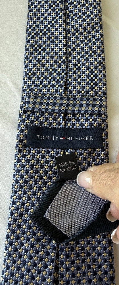 Tommy Hilfiger Men's Blue Gold White Geometric 100% Silk Tie