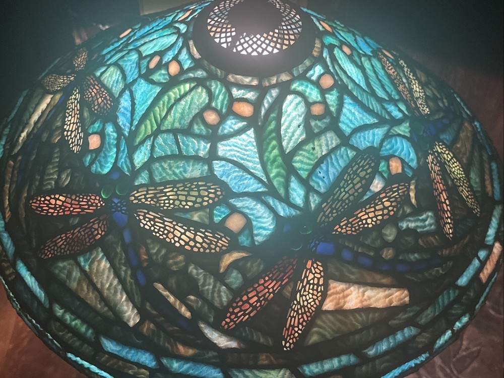 Tiffany Style Stained Glass Dragonfly Table Lamp