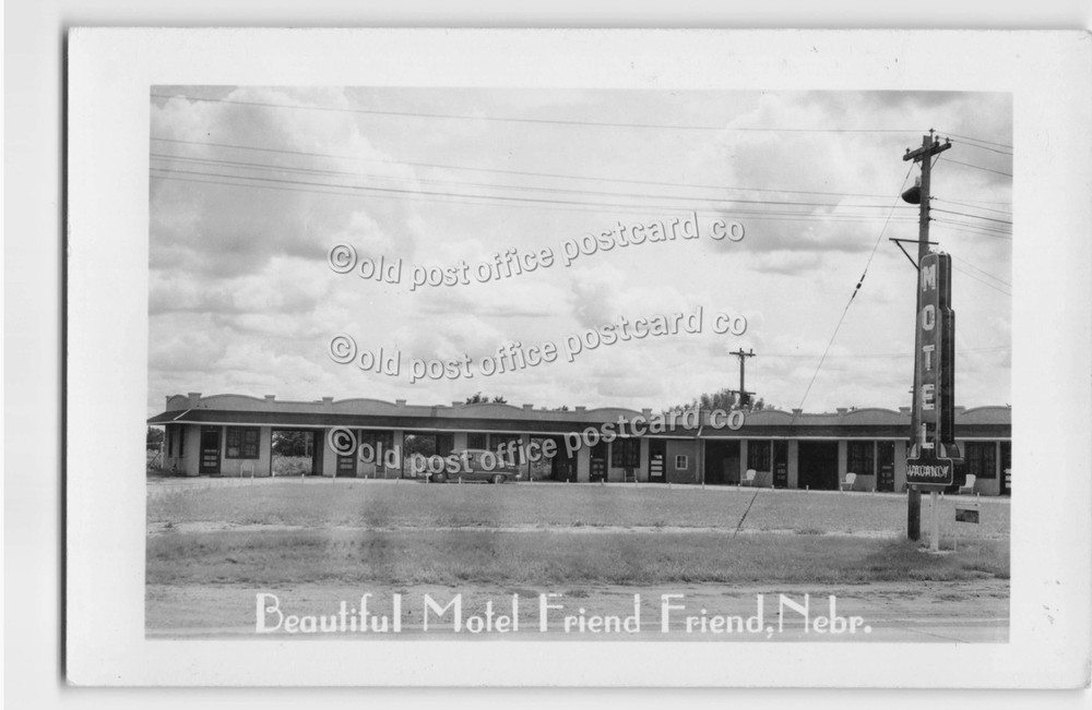 Friend, Nebraska-Motel-1950s-Roadside-RPPC Real Photo Postcard