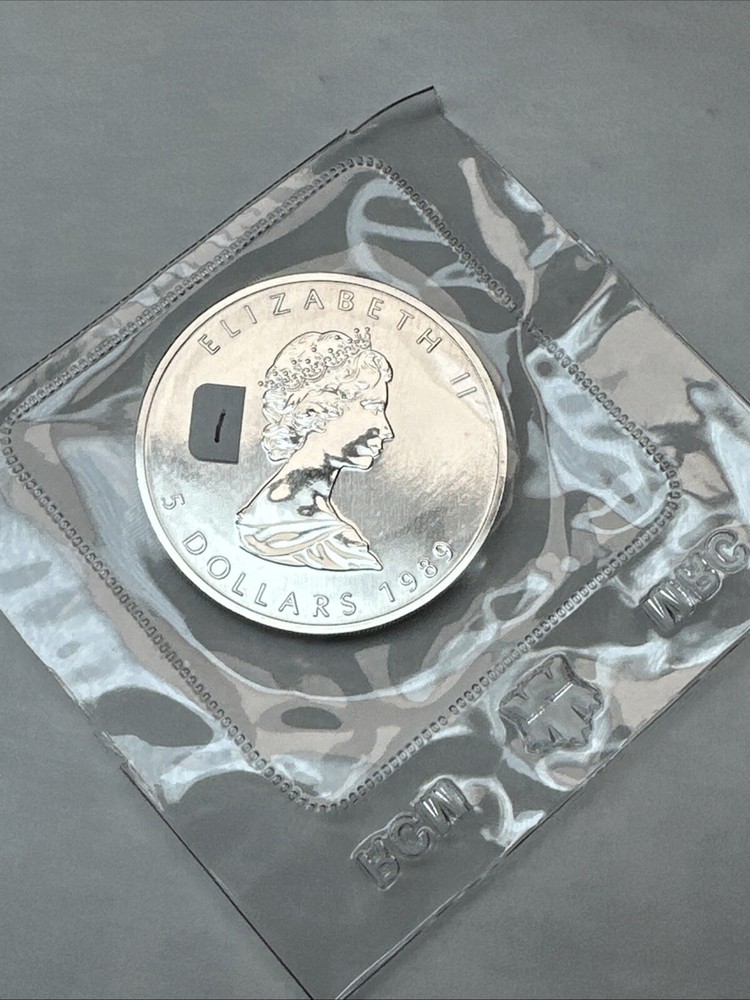 1989 Canada $5 1oz Silver Maple Leaf 9999 Fine BU in Original Packaging