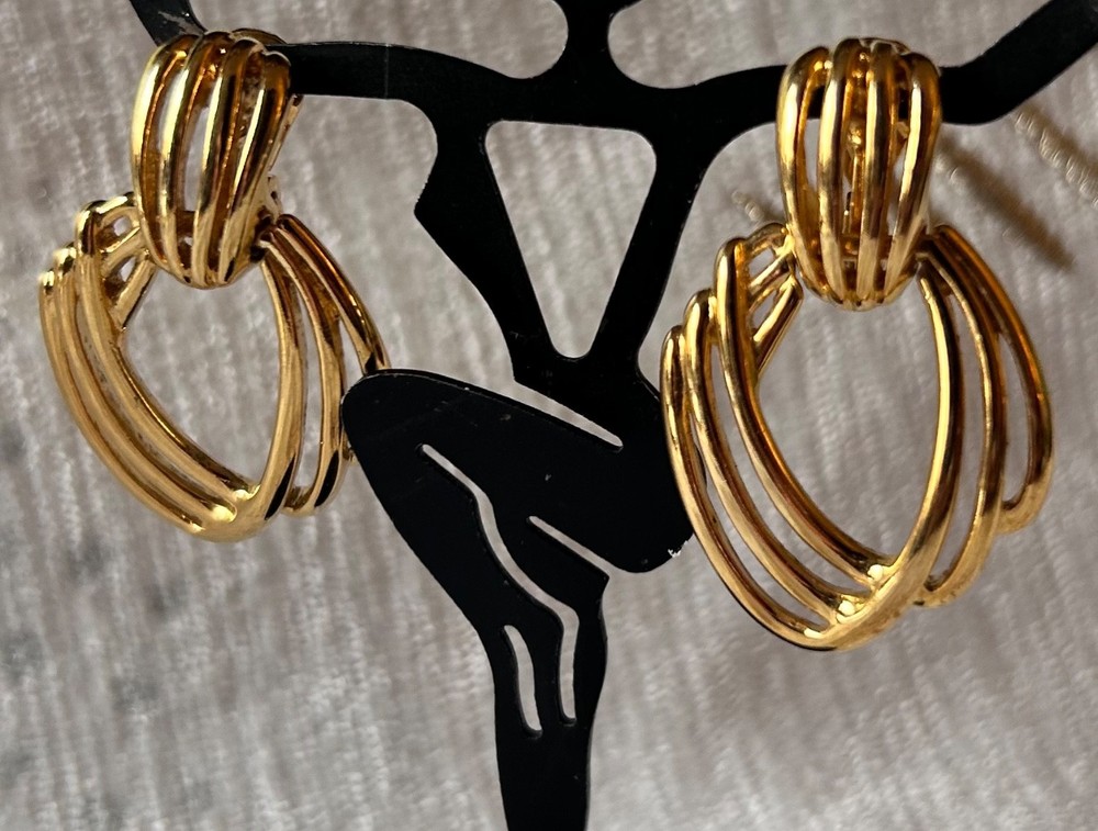 monet gold tone door knocker clip on earrings