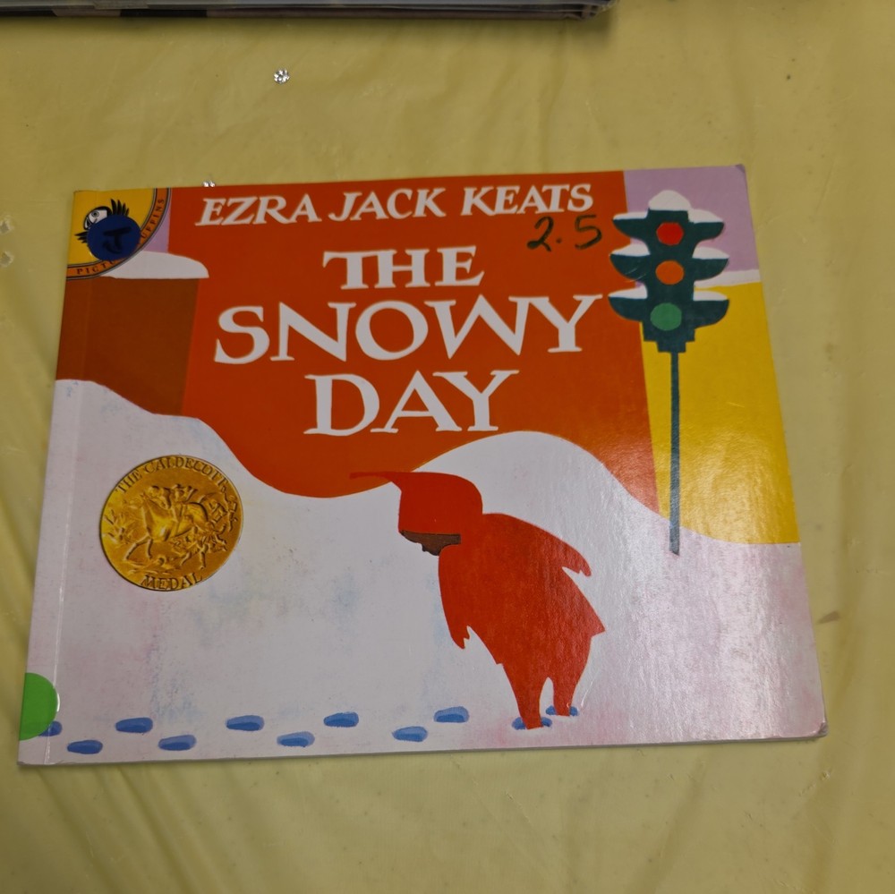 Snowy Day by Ezra Jack Keats (1976, Trade Paperback)
