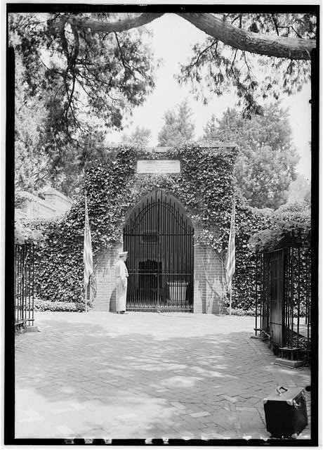 Mount Vernon Virginia Washington Tomb 1900s Entrance Gate Ivy Covered