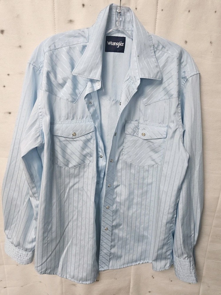 Vtg Wrangler Western Pearl Snap Shirt Mens M. Light Blue Striped. Cowboycore