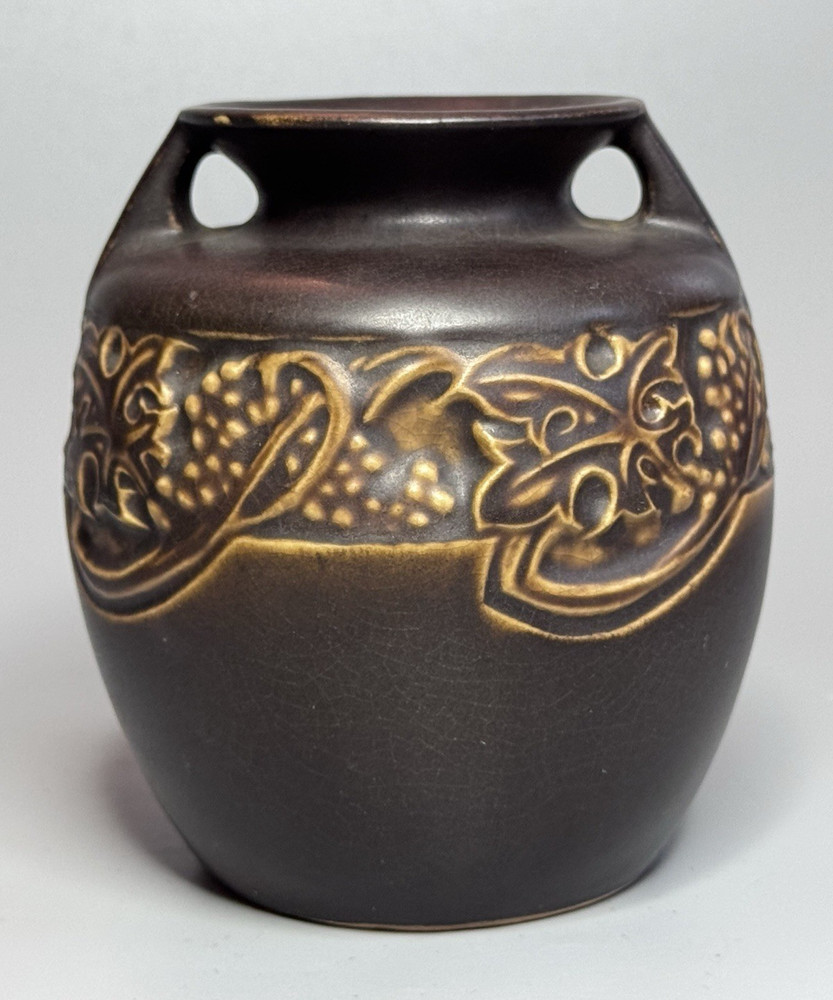 1925 Roseville Rosecraft Vintage Brown Vase Arts & Crafts Grape Vine 273-4 CHIP