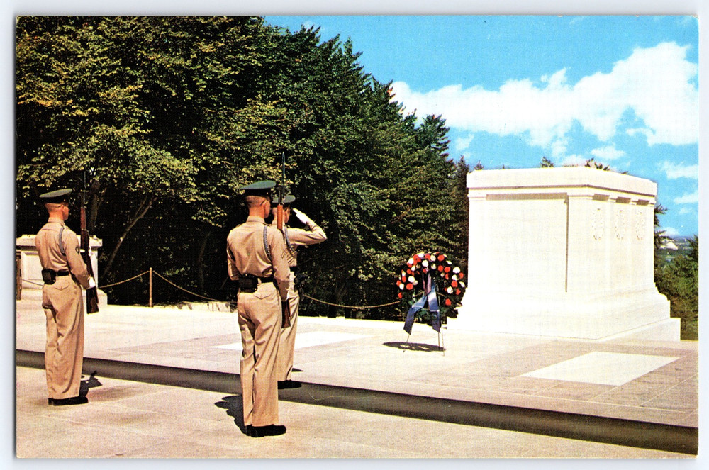 Arlington Virginia VA Tomb Of The Unknown Soldier Guards Vintage Photo Postcard