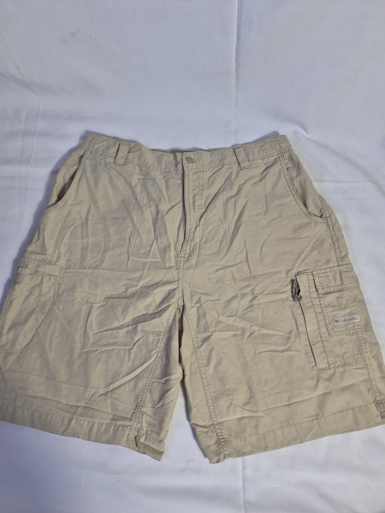 Columbia Men's Light Tan Elastic Waist Shorts Ultimate ROC Cargo 36 Zip Pocket
