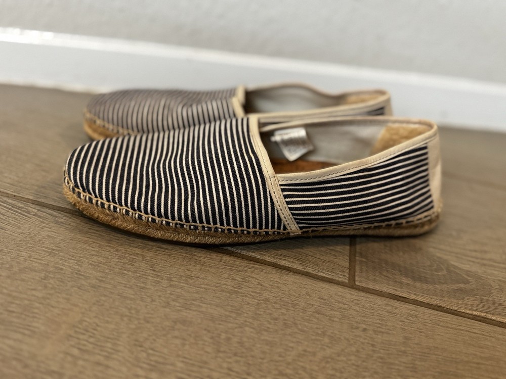 Uggs Slip On Espadrilles/shoes Men’s 11