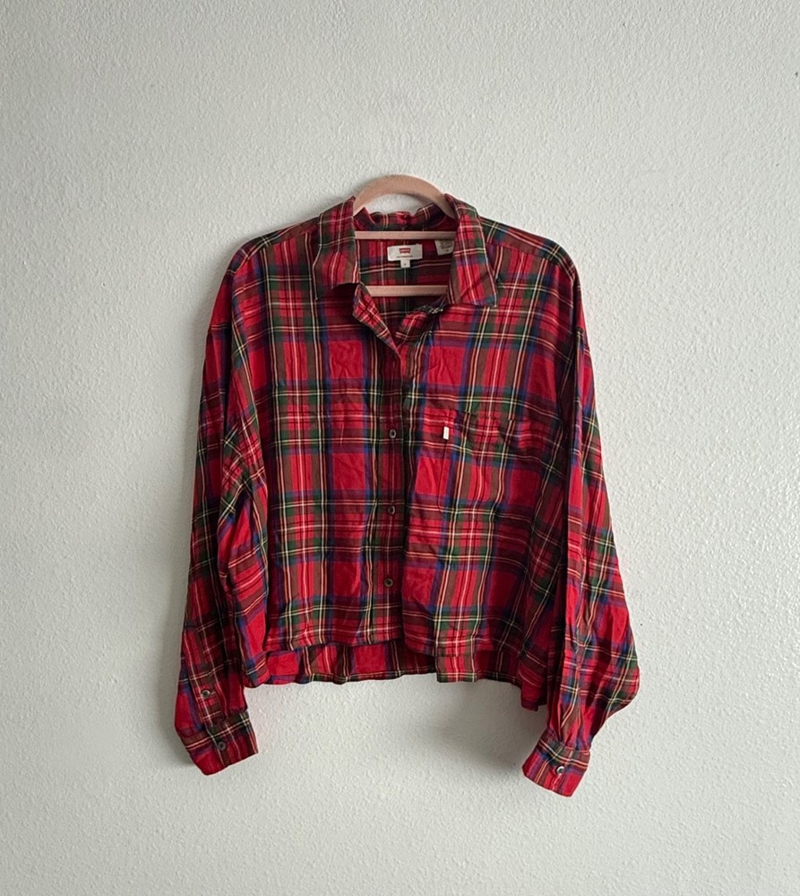Levi’s Women's Selah Red Plaid Long Sleeve Boxy Silhouette Crop Top Size M