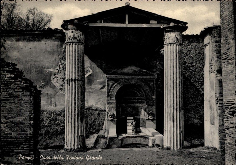 RPPC Casa della Fontana Grande Pompeii Italy vintage postcard q146