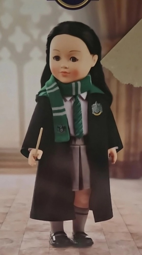NEW Harry Potter Slytherin Outfit for Any 18