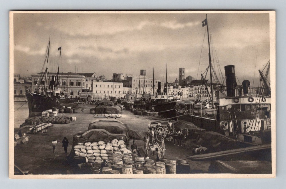 Italy- Bari Port Boats Loading & Off Loading Supplies Old Post Vintage Postcard