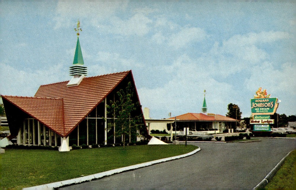 1960s Howard Johnson's Restaurant Motor Lodge Mid Century Modern Googie Postcard