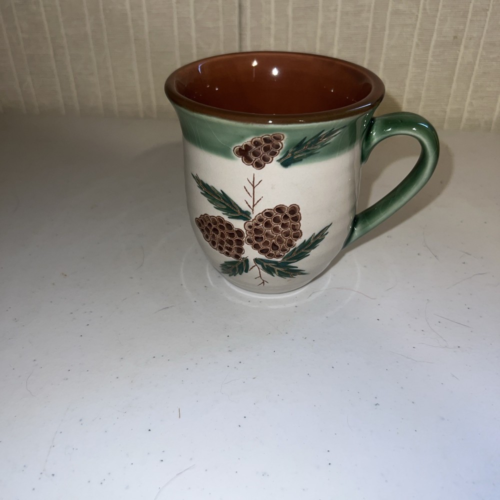 Vintage Hampton Home Pine cone Coffee Mug