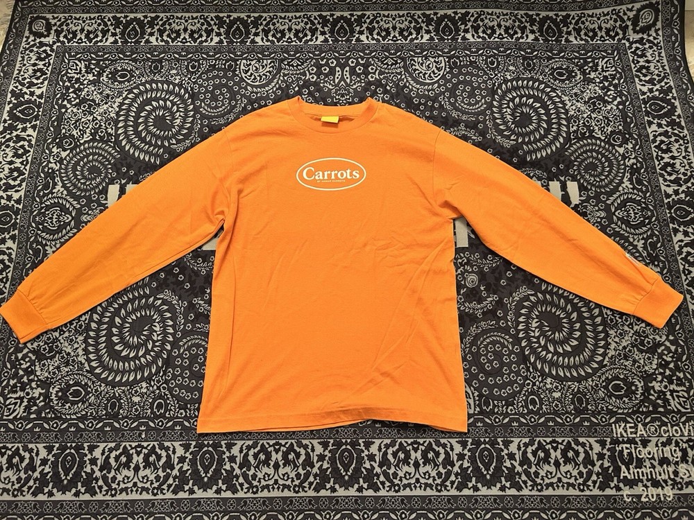 Anwar Carrots Orange Graphic Long Sleeve Tee - Medium Size for Bold Style
