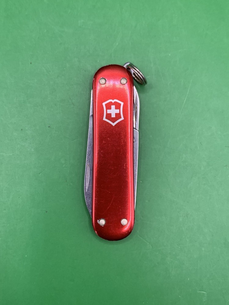 Victorinox Alox Companion 58MM Swiss Army Knife in Classic Red