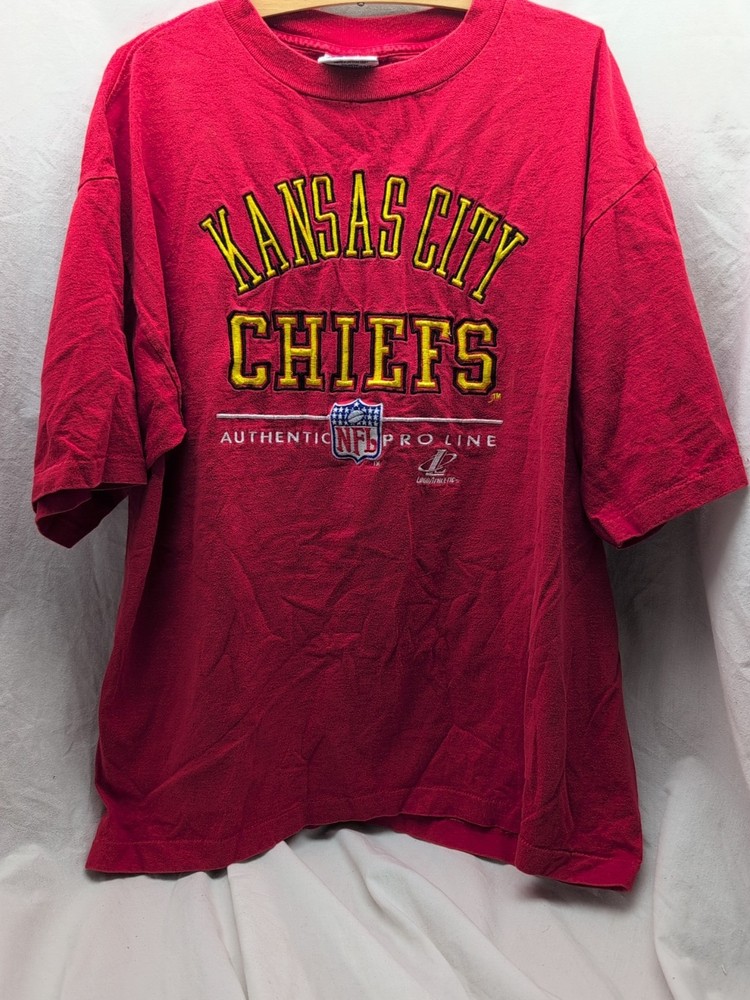 Kansas City Chiefs VTG 90s Logo Athletic T Shirt Embroidered Red Made USA Mens L