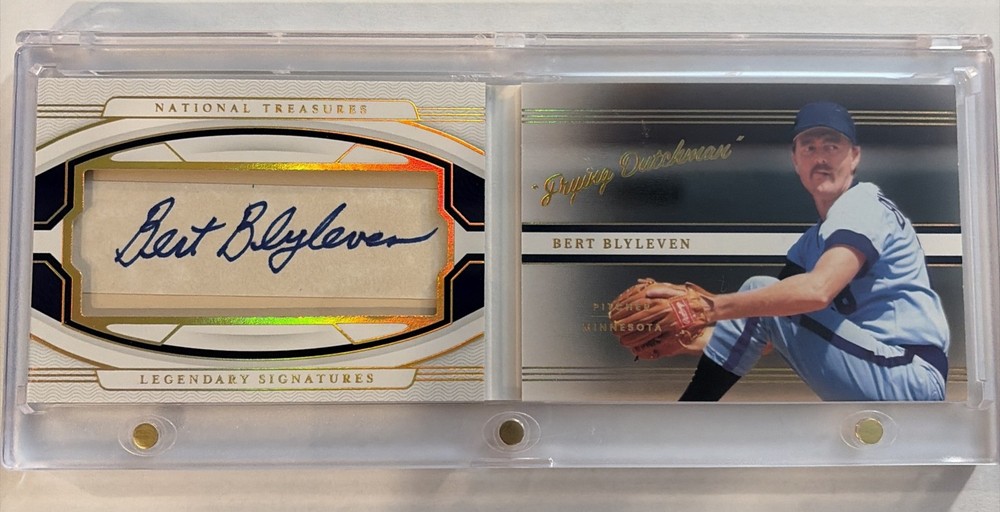 2022  National Treasures Legendary Signatures Booklets Bert Blyleven 3/10