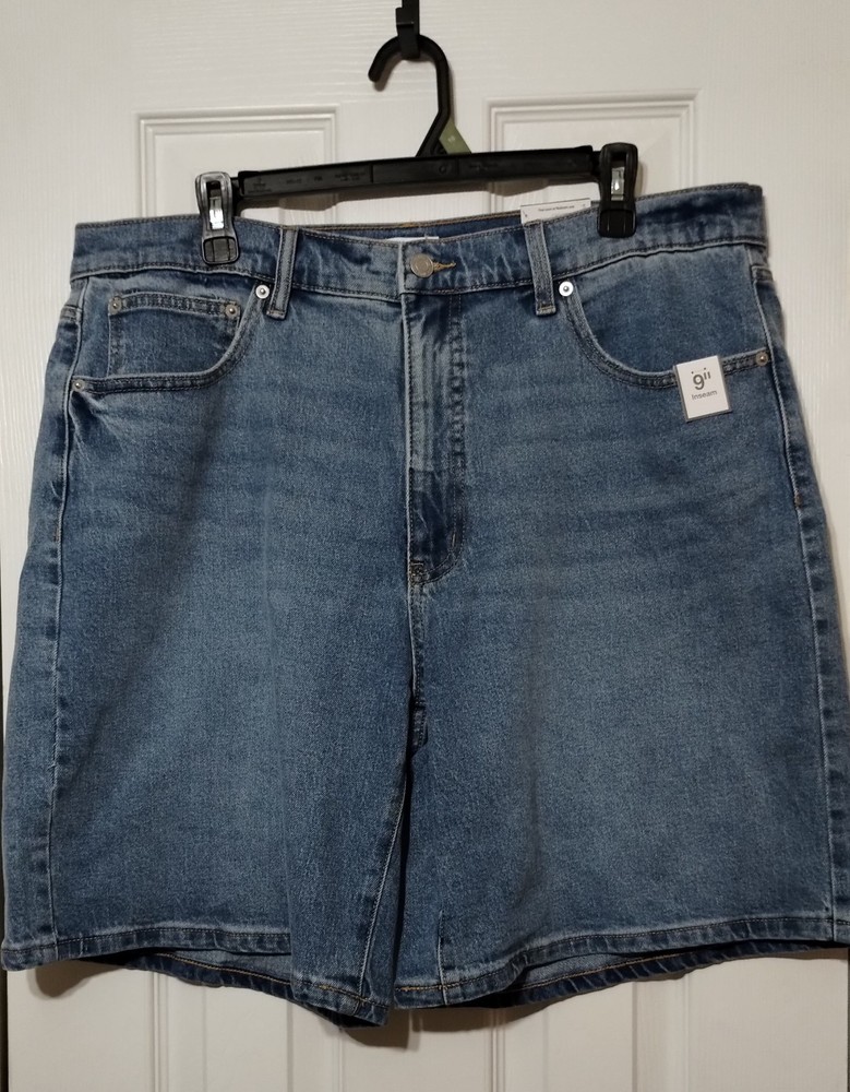 Time and Tru Women's Size 16 Bermuda Shorts Blue Denim Solid Medium Wash