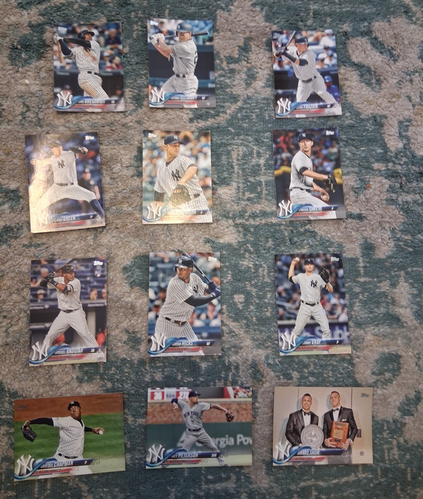 Topps 2018 New York Yankees MLB Baseball Trading Card Lot - 11 Cards
